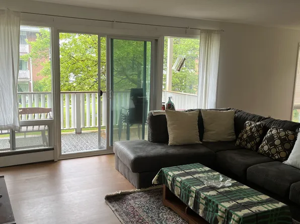 2252 N Triphammer Rd, Ithaca, NY 14850