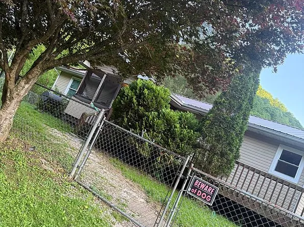 81 Witt Rd, Smilax, KY 41764