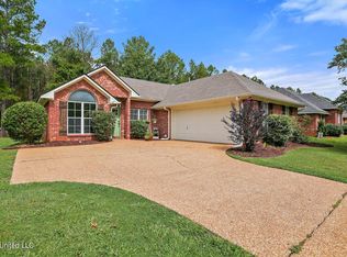 109 Ashton Dr, Brandon, MS 39047