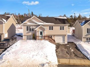 35 Stormont St, Paradise, NL A1L0E5