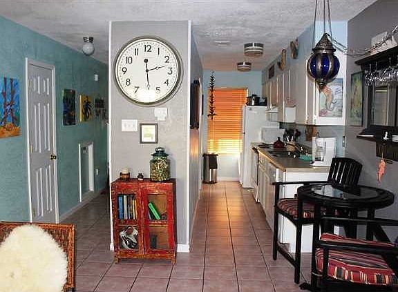 3rd image of 1432 Bahia Dr #C