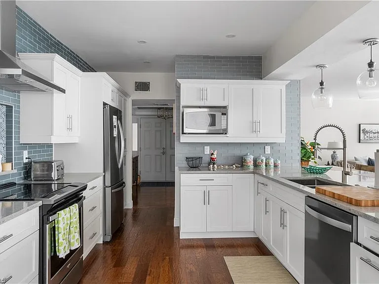 4031 Gulf Shore Blvd N #25 — Photo 8