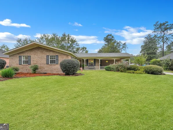 745 Burton Ave, Metter, GA 30439