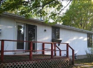 402 Hamilton St, Macedonia, IA 51549