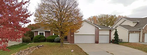 5800 S 77th St Photo 1