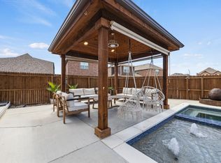 8128 Whistling Duck Dr, Fort Worth, TX 76118