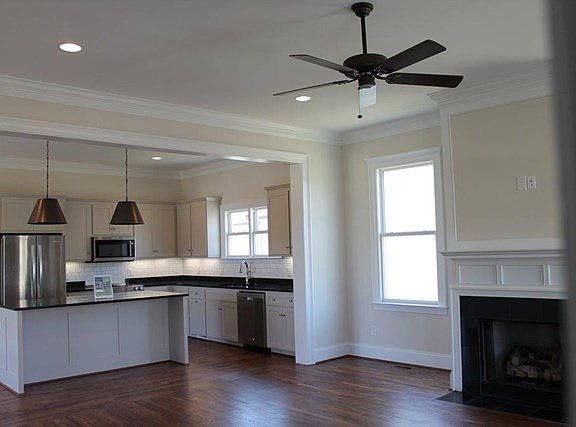 5th image of 2086 Egret Cir
