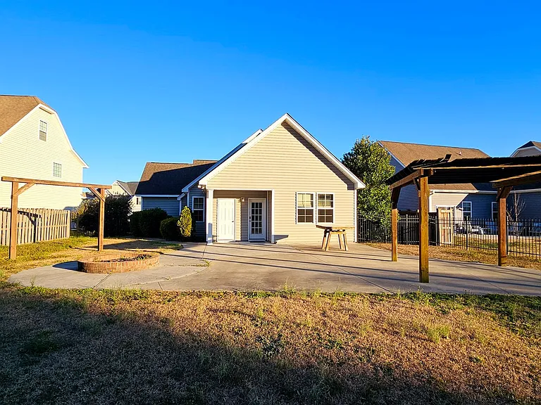 284 SW Plantation Dr — Photo 23