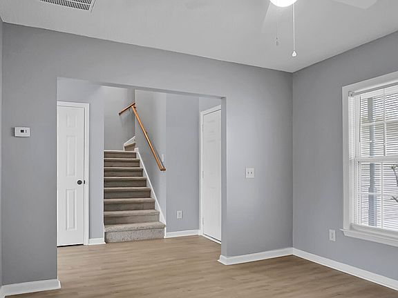 5th image of 8130 Lansbury Ct