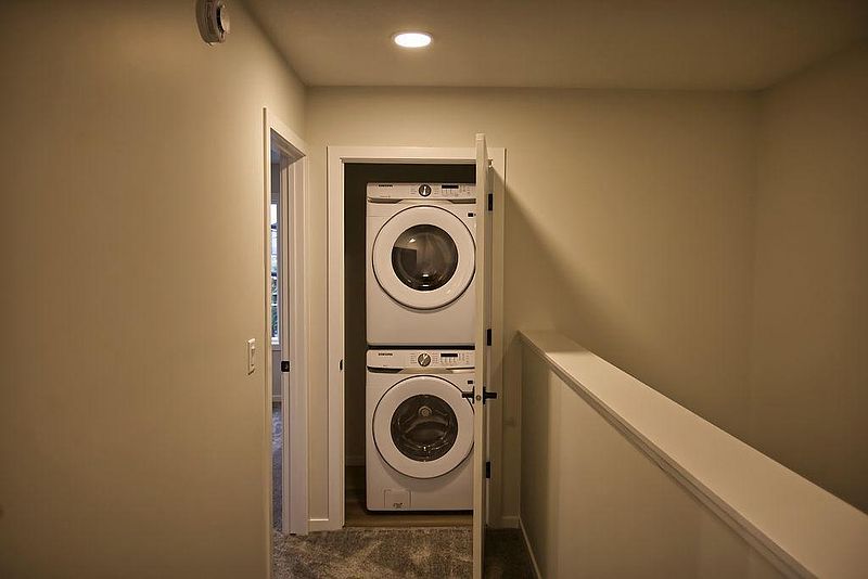 Spruce Grove House for rent - 3 Bedrooms — photo 36