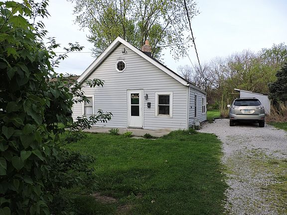 2nd image of 532 Collingwood Ave