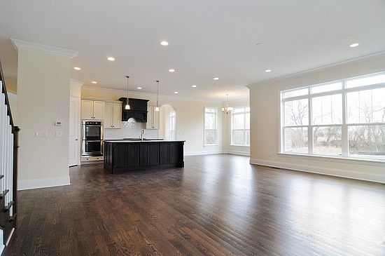 5th image of 22807 Foxtail Dr