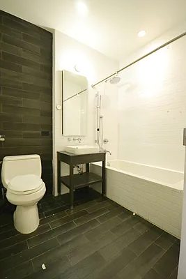 Rented by Bold New York | media 26