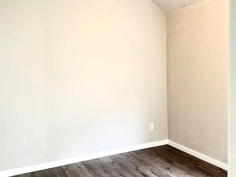 3302 Alberelli Dr — Photo 17
