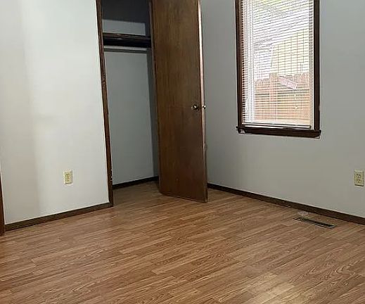 4th image of 1069 S Kansas Ave APT A