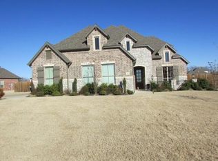 301 Torrance Cir, Cave Springs, AR 72718
