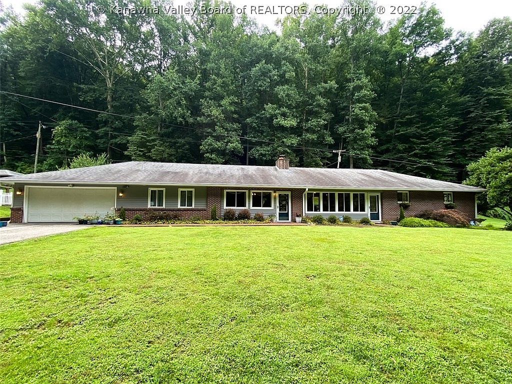 585 Ruckers St, Madison, WV 25130 Zillow