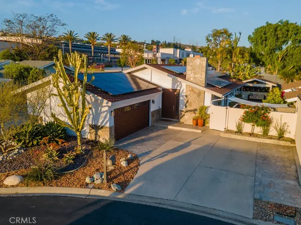 2176 N Pami Cir, Orange, CA 92867