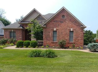 5105 Wolfpen Woods Dr, Prospect, KY 40059