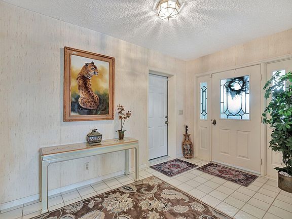 5th image of 16913 Waterbend Dr APT 162
