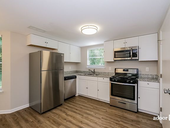 3rd image of 2621 Rolling Hills Way SE