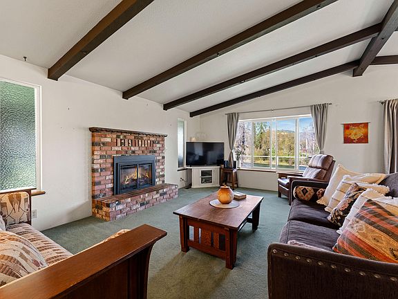 3rd image of 274 Parkhill Pl