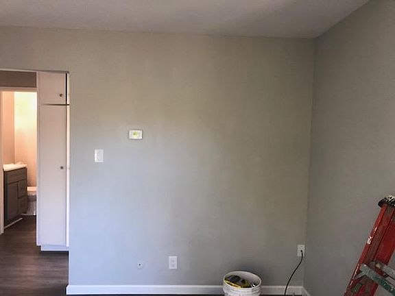 4th image of 844 Edgehill Dr #7