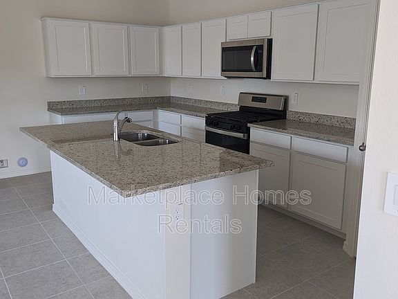 3rd image of 4924 N 194th Dr