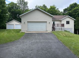 22819 Pearl Cir, Detroit Lakes, MN 56501