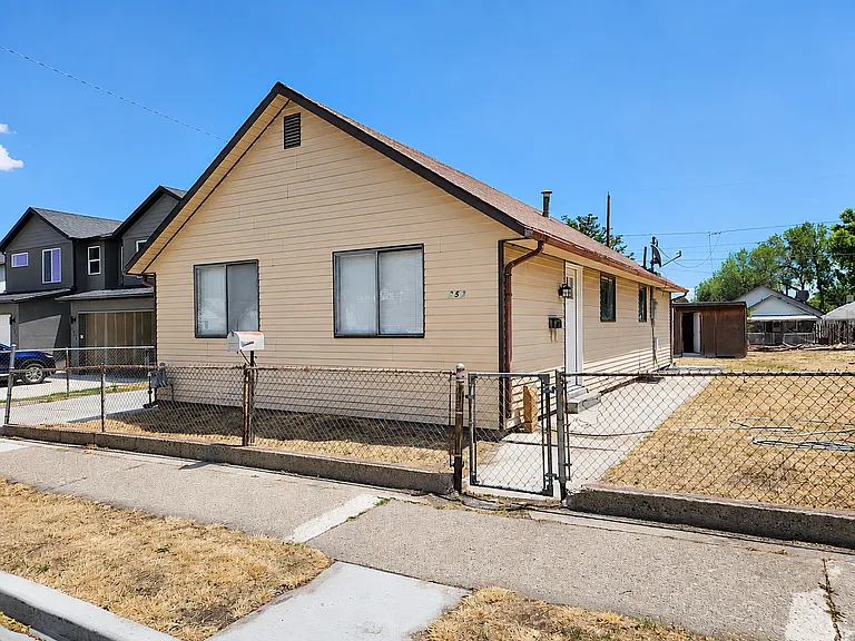 2853 S 9150 W — Photo 2