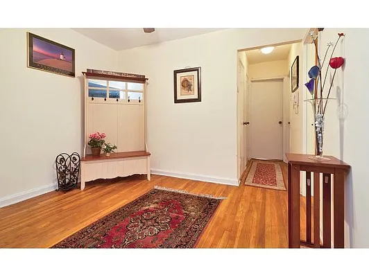 Sold by Calabrese Real Estate | media 2