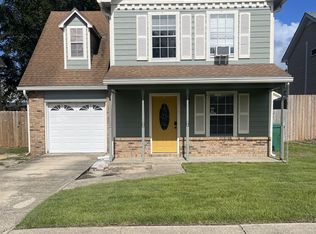 414 Woodland Park Cir, Mary Esther, FL 32569
