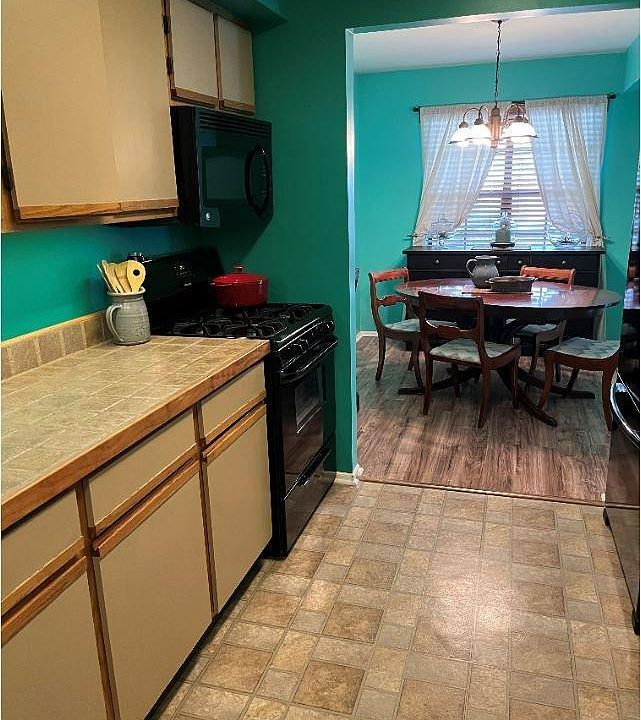 28 Boulder Dr, Edison, NJ 08817 MLS 2305647R Zillow