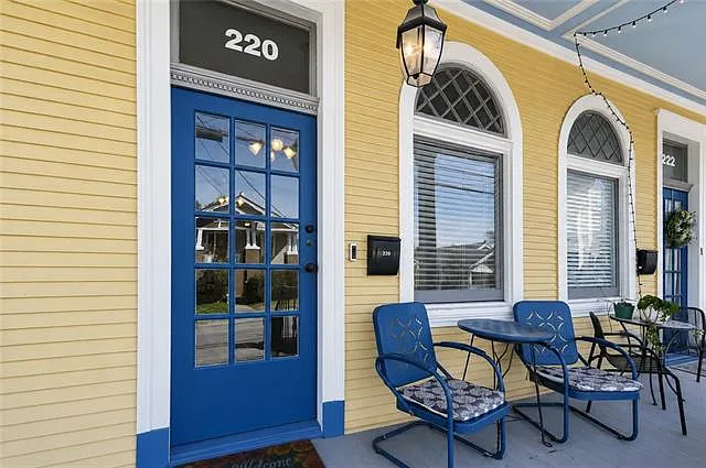 2 bed, 1.0 bath, 1100 sqft, $1,700 — Photo 2