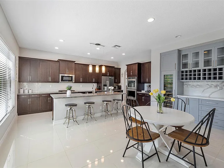 11036 Meridian Dr N — Photo 18