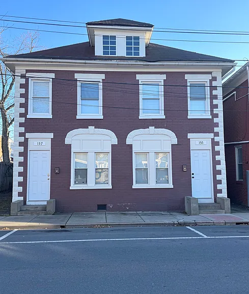 135 Fairground Ave — Photo 9