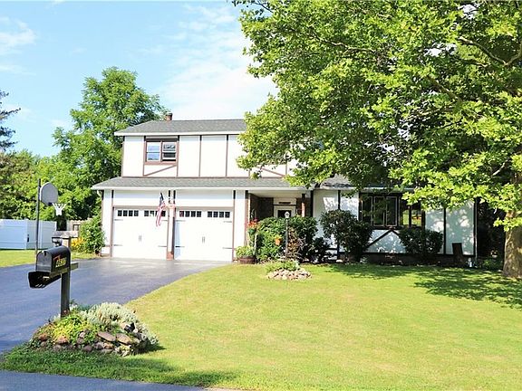 2nd image of 4637 Cranapple Dr