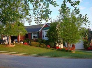 1551 Highland Bluff Ct, Suwanee, GA 30024