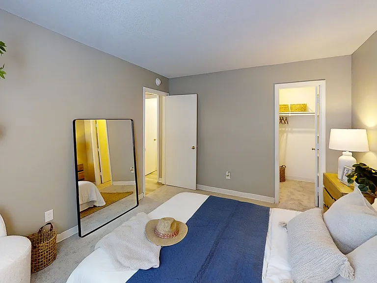 Bedroom (3)