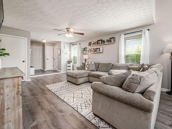 4th image of 6029 Renfield Dr