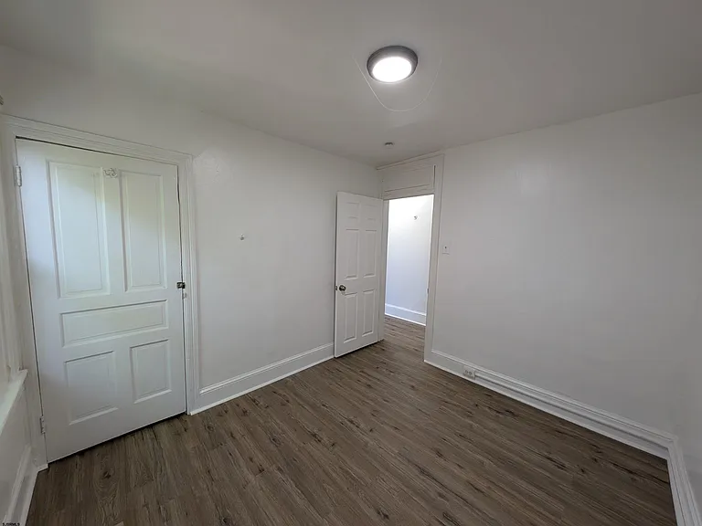 904 Westcoat Pl — Photo 15