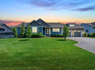 110 N Redbud Ln, Valley Center, KS 67147