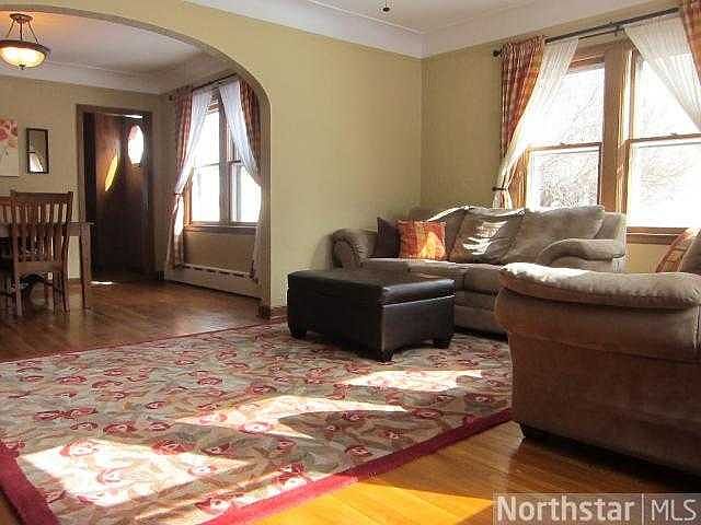 1st image of 897 Orange Ave E