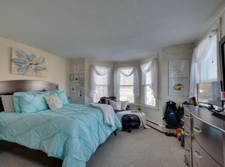 58 Mineral St #B, Reading, MA 01867