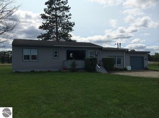 7523 Old State Rd, Whittemore, MI 48770