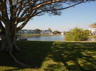 2066 Cambridge #2066-D, Deerfield Beach, FL 33442