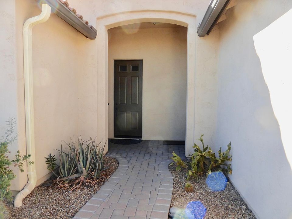 1st image of 545 N Easter Lily Ln
