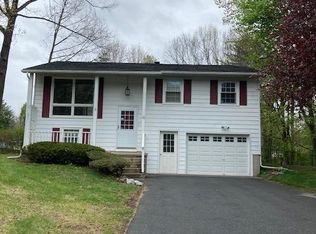 11 Kristan Dr, Ballston Spa, NY 12020
