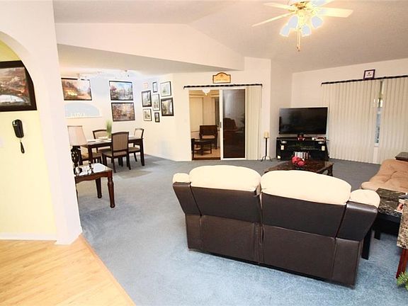 4th image of 700 Pinnacle Dr