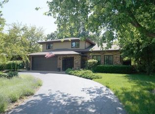 3458 Somerset Ln, Crete, IL 60417